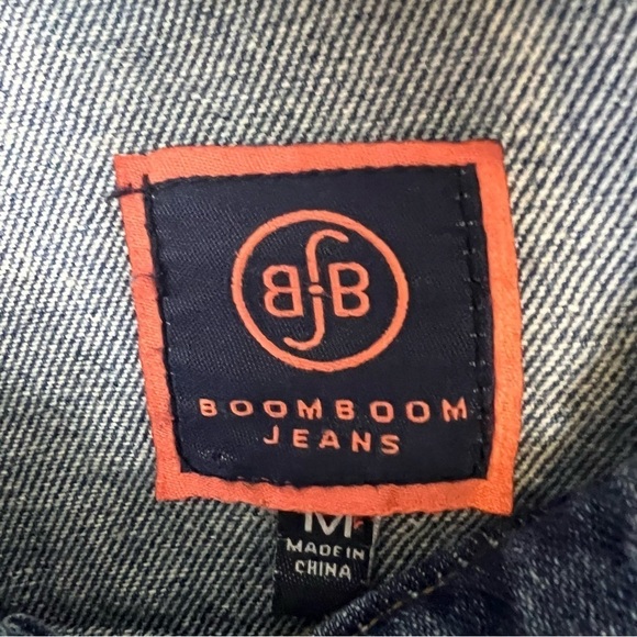 BBJ Women’s Distressed Denim Jean Jacket Size M 100% Cotton Blue Was Long Sleeve - Picture 5 of 15